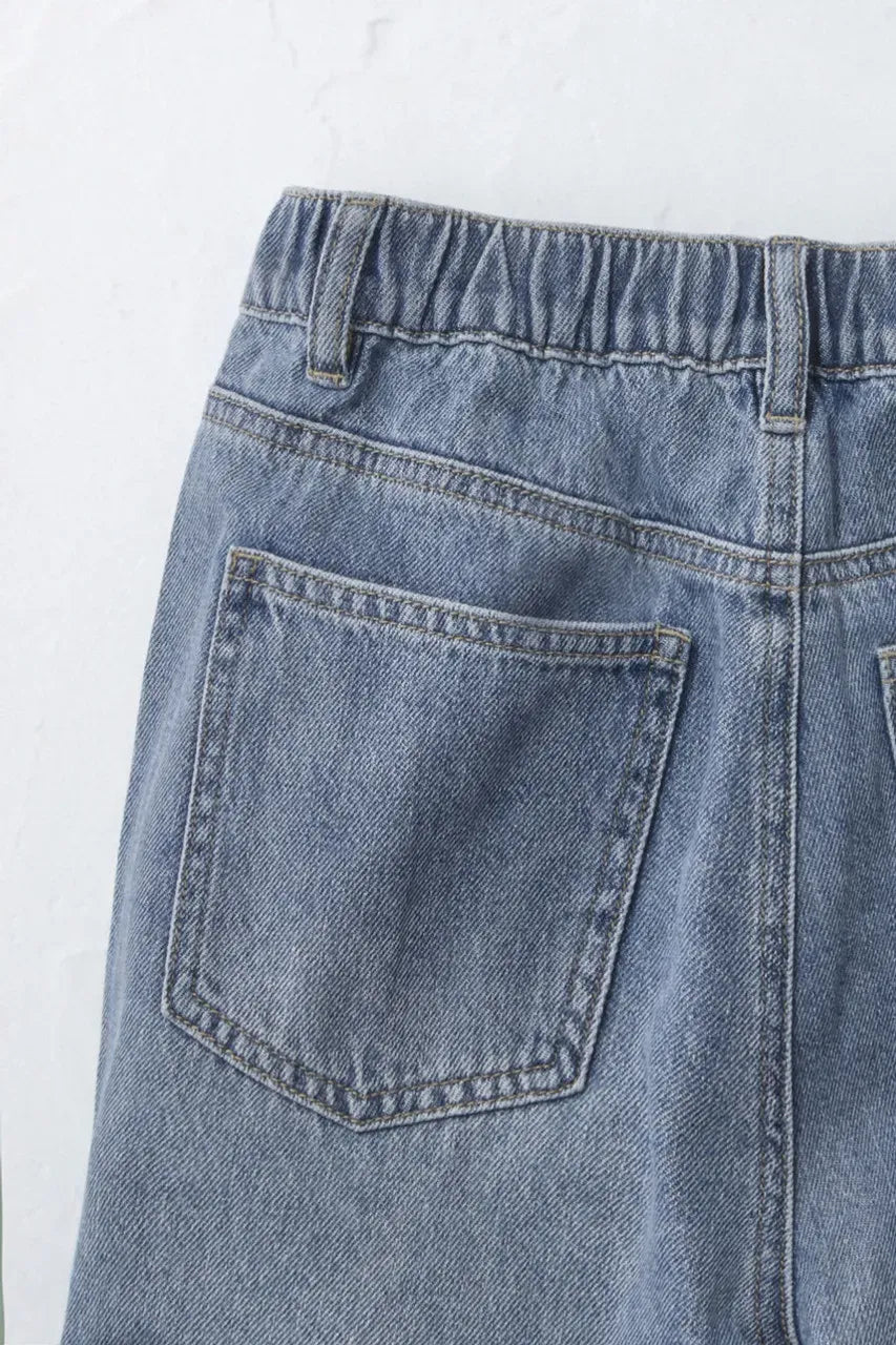 Lightweight Cropped Jeans