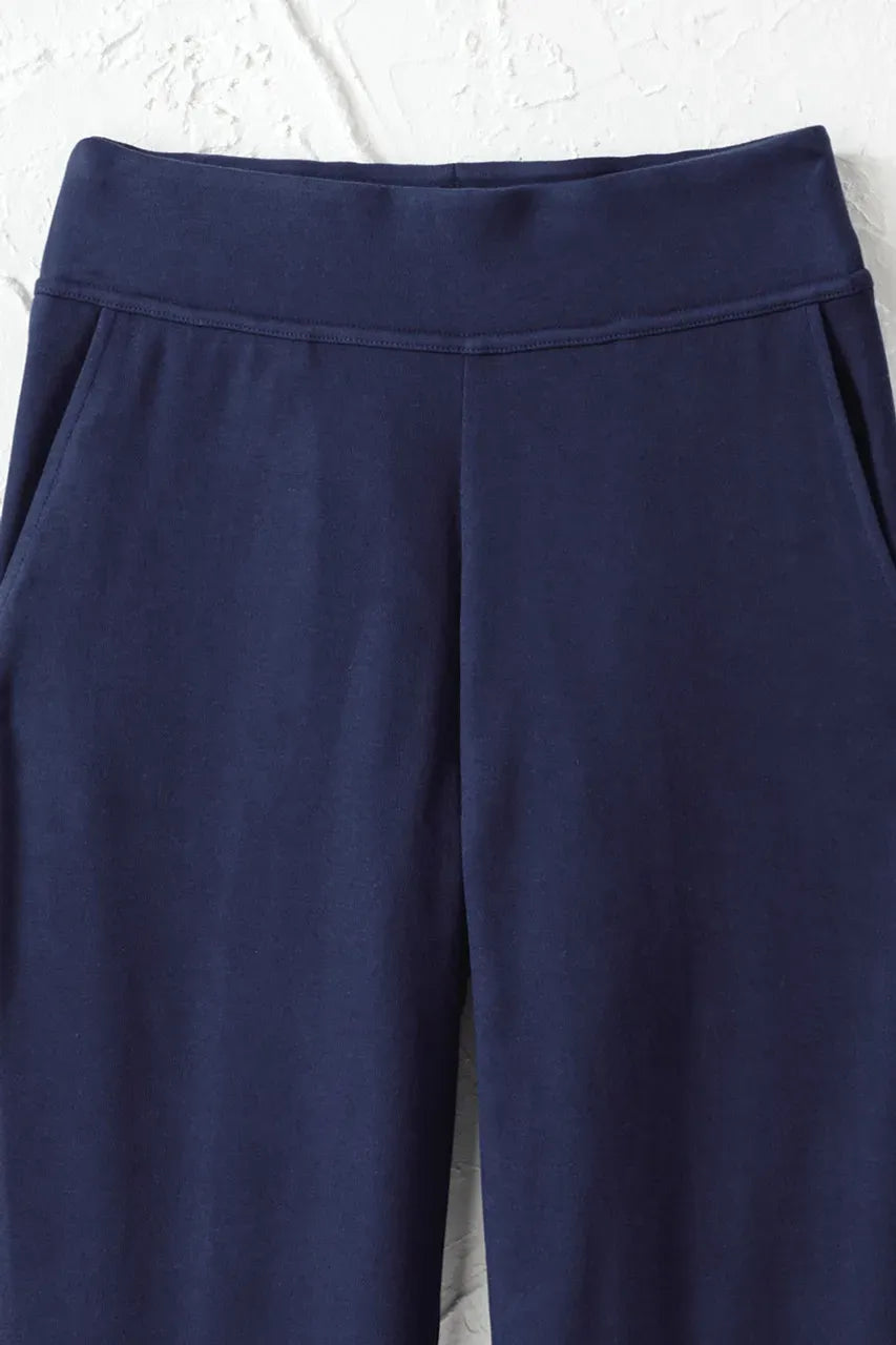 Endless Comfort Slim Leg Pants with Pockets