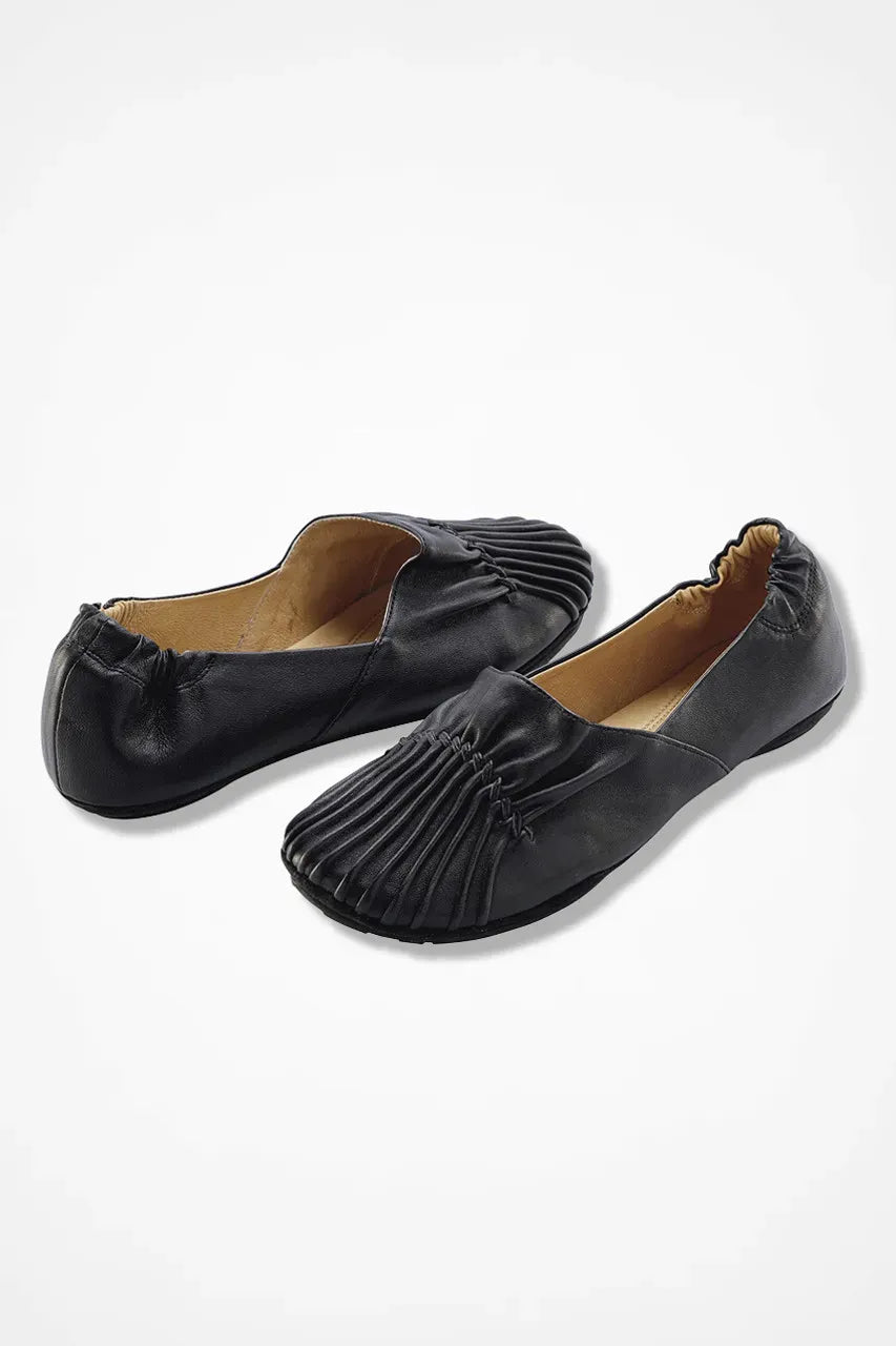 Pintuck Leather Flats by Chocolat BluTM
