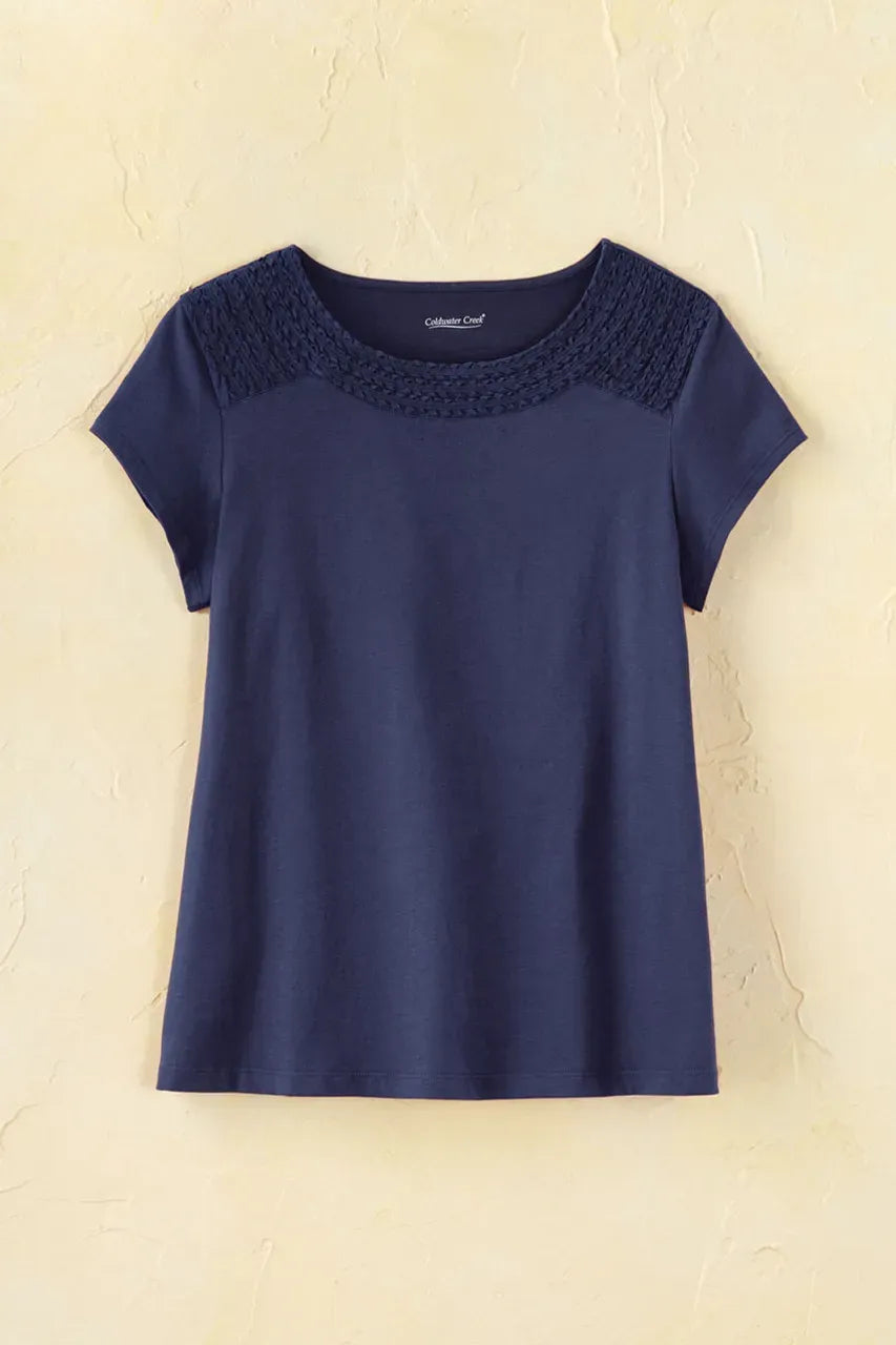 Clarissa Tee
