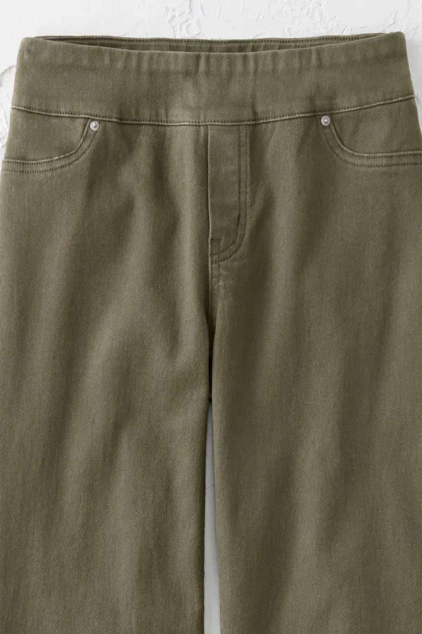 Edgewater Frayed Hem Ankle Pants