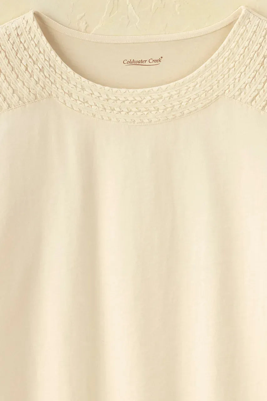 Clarissa Tee