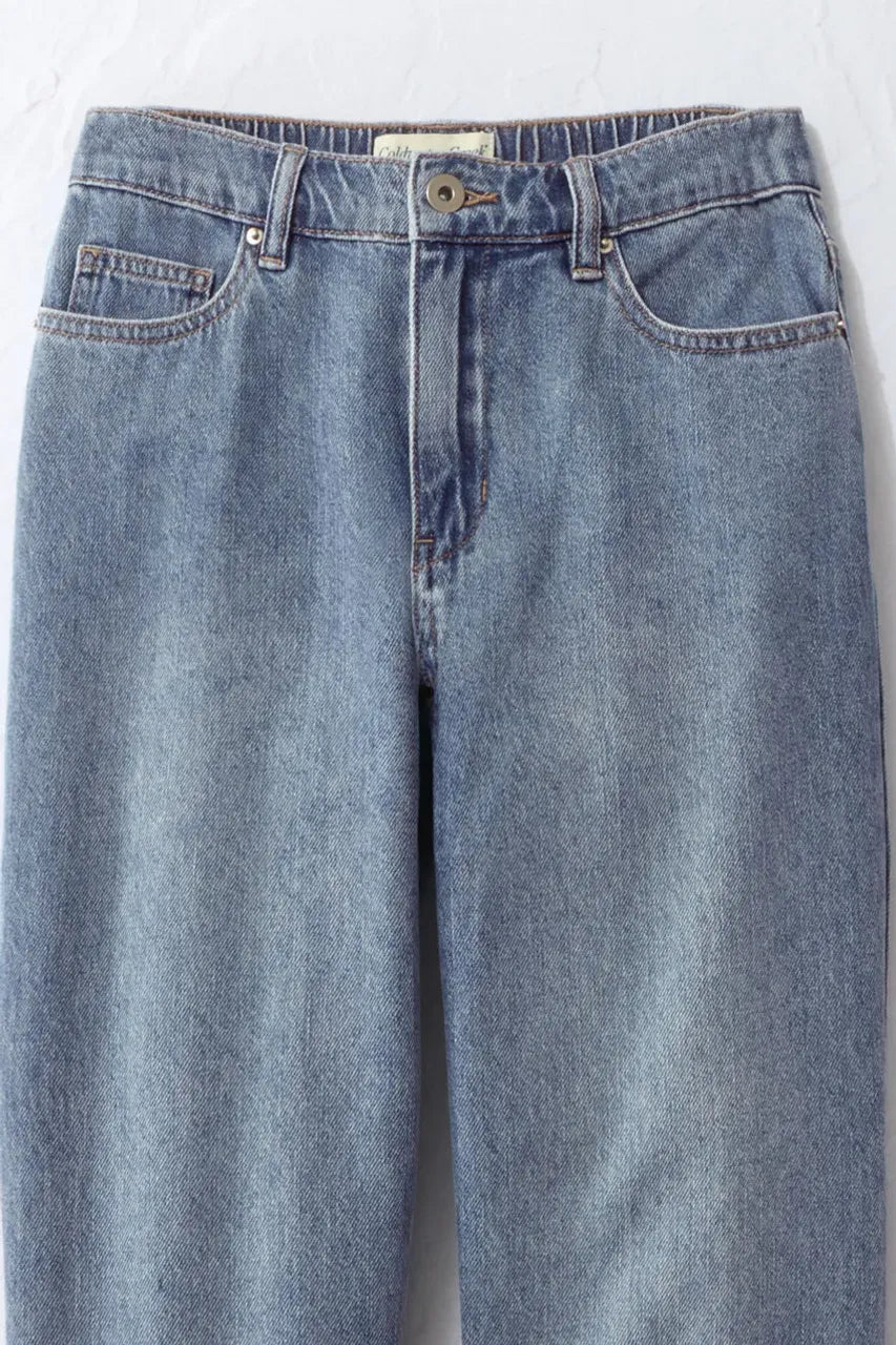 Lightweight Cropped Jeans